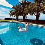 En El Campo Con Piscina Privada A 2 Mins Y Sunsets!