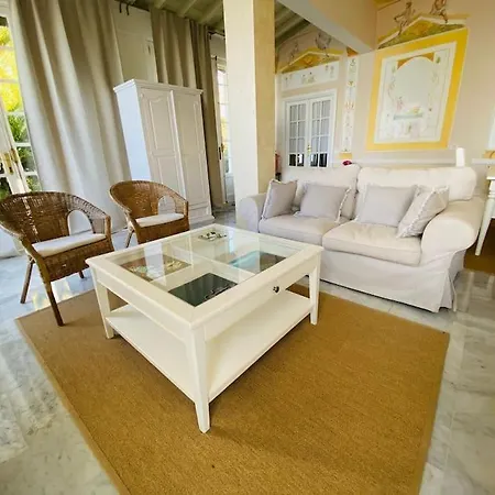 Villa En El Campo Con Piscina Privada A 2 Mins Y Sunsets!