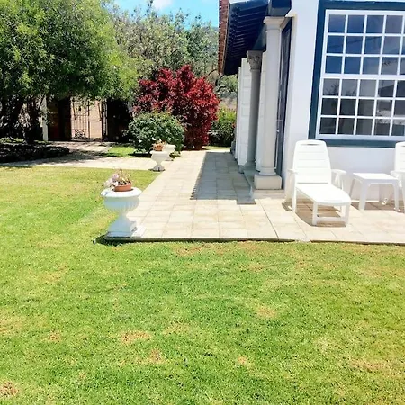 En El Campo Con Piscina Privada Y Sunsets! Villa